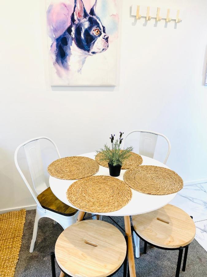 Perfect Modern Townhouse Cbd Крайстчърч Екстериор снимка